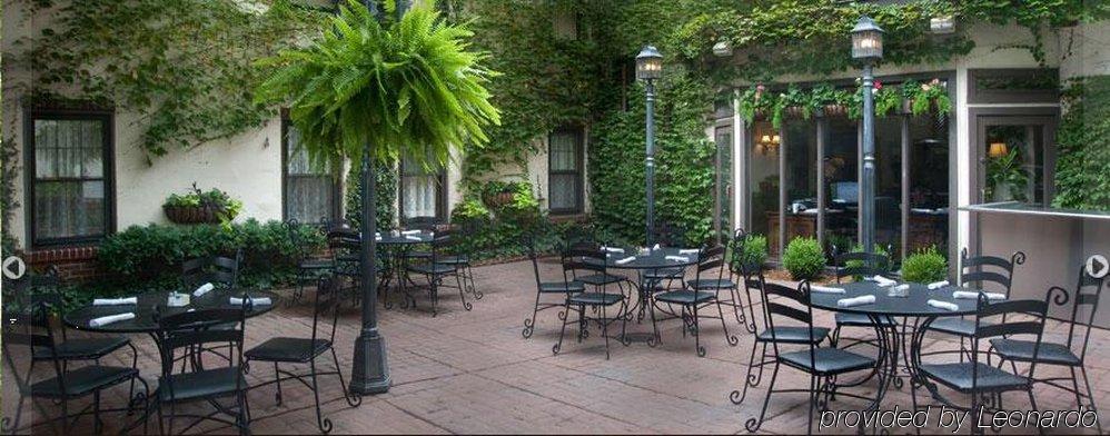 Seven Gables Inn, St Louis West, A Tribute Portfolio Hotel Saint Louis Restaurant photo